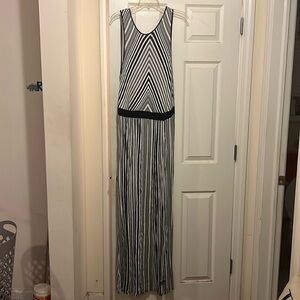 DAISY FUENTES Striped Maxi Dress with Split
